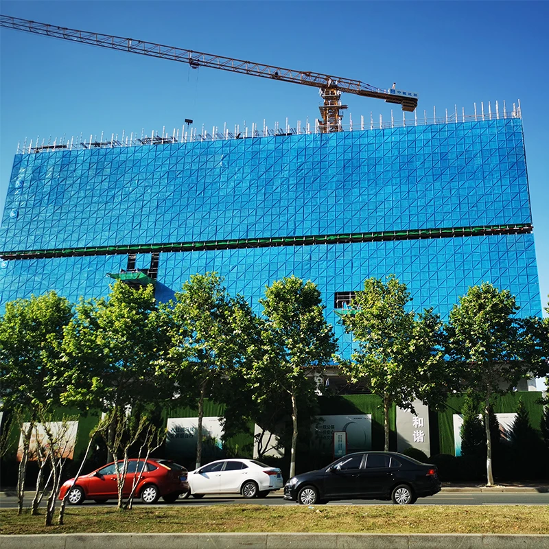 ¿Cómo puede la red de construcción y seguridad mejorar la seguridad y la gestión del sitio de construcción?